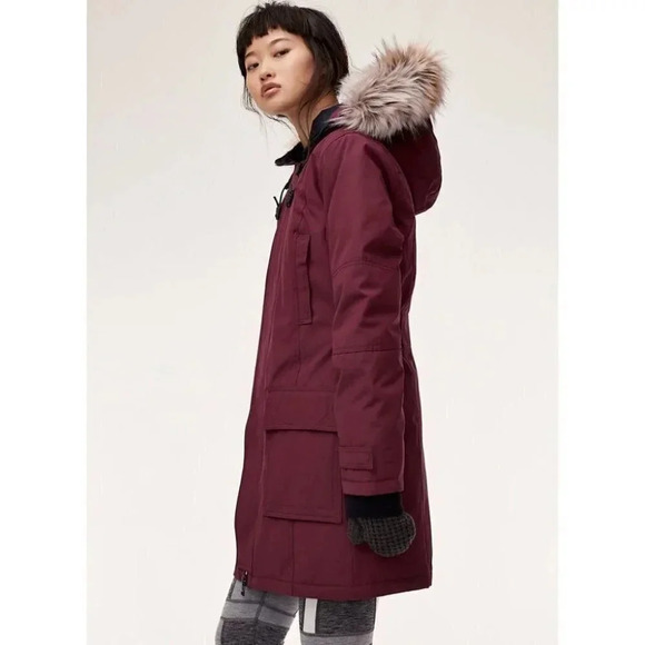 Aritzia Tna Mid Length Bancroft  Goose Down Parka In Red - Picture 2 of 16